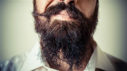 Спорить из-за бороды – отвлечь молодежь от насущных проблем
